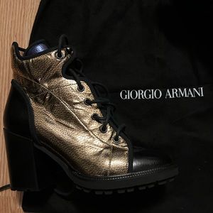Women NWOT Armani Boots size 7 Black, Gold and Blue